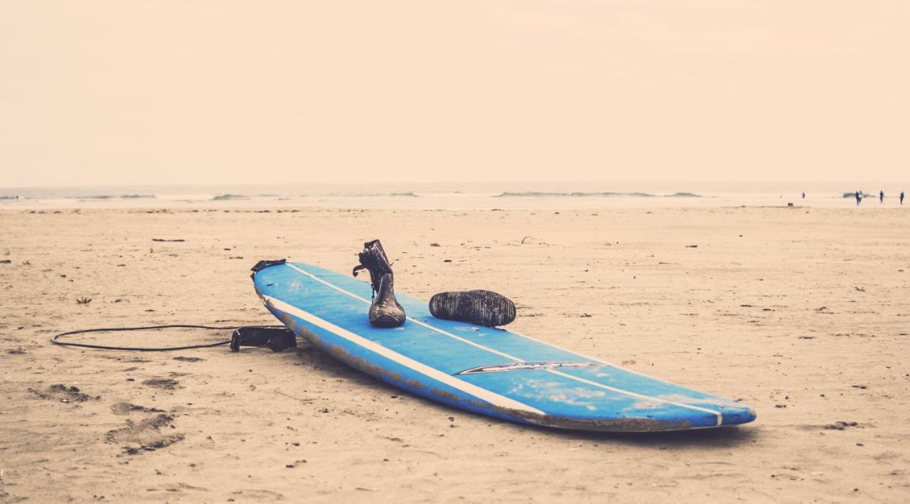 Mahara Caparica Surf Camp Exterior foto